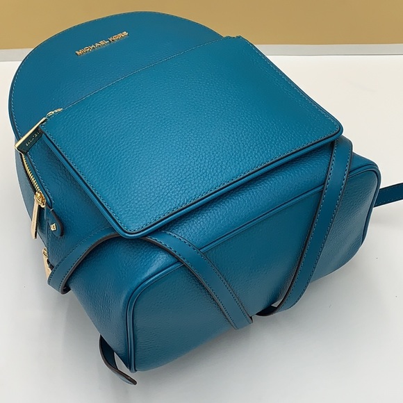 MICHAEL KORS ADINA MEDIUM BACKPACK LAGGON COLOR - Picture 14 of 16